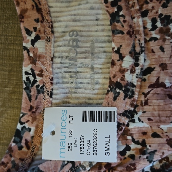 Floral Ribbed Tank - Picture 3 of 3